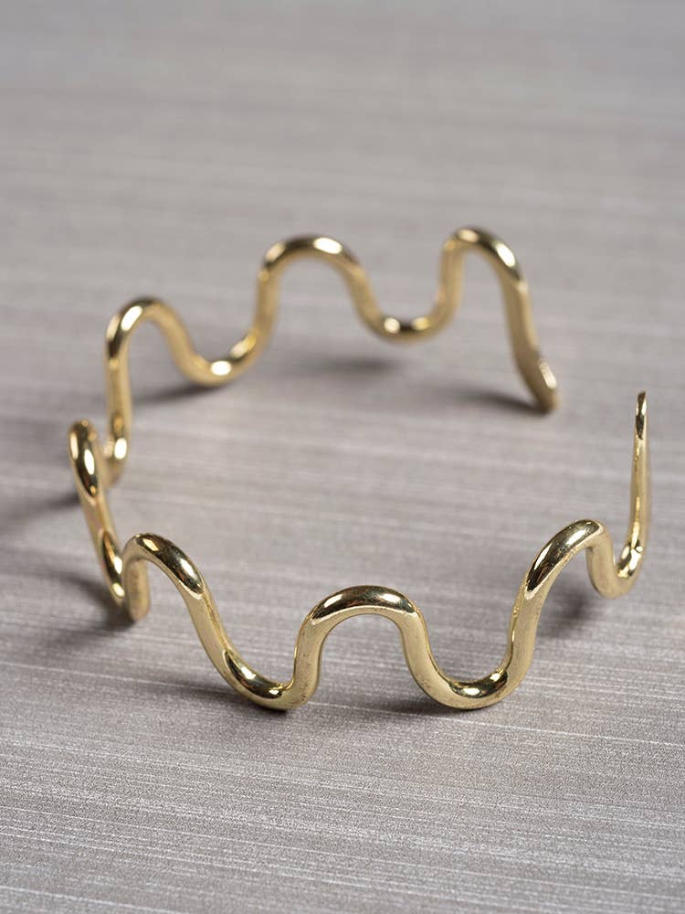 Curvy Cuff Gold